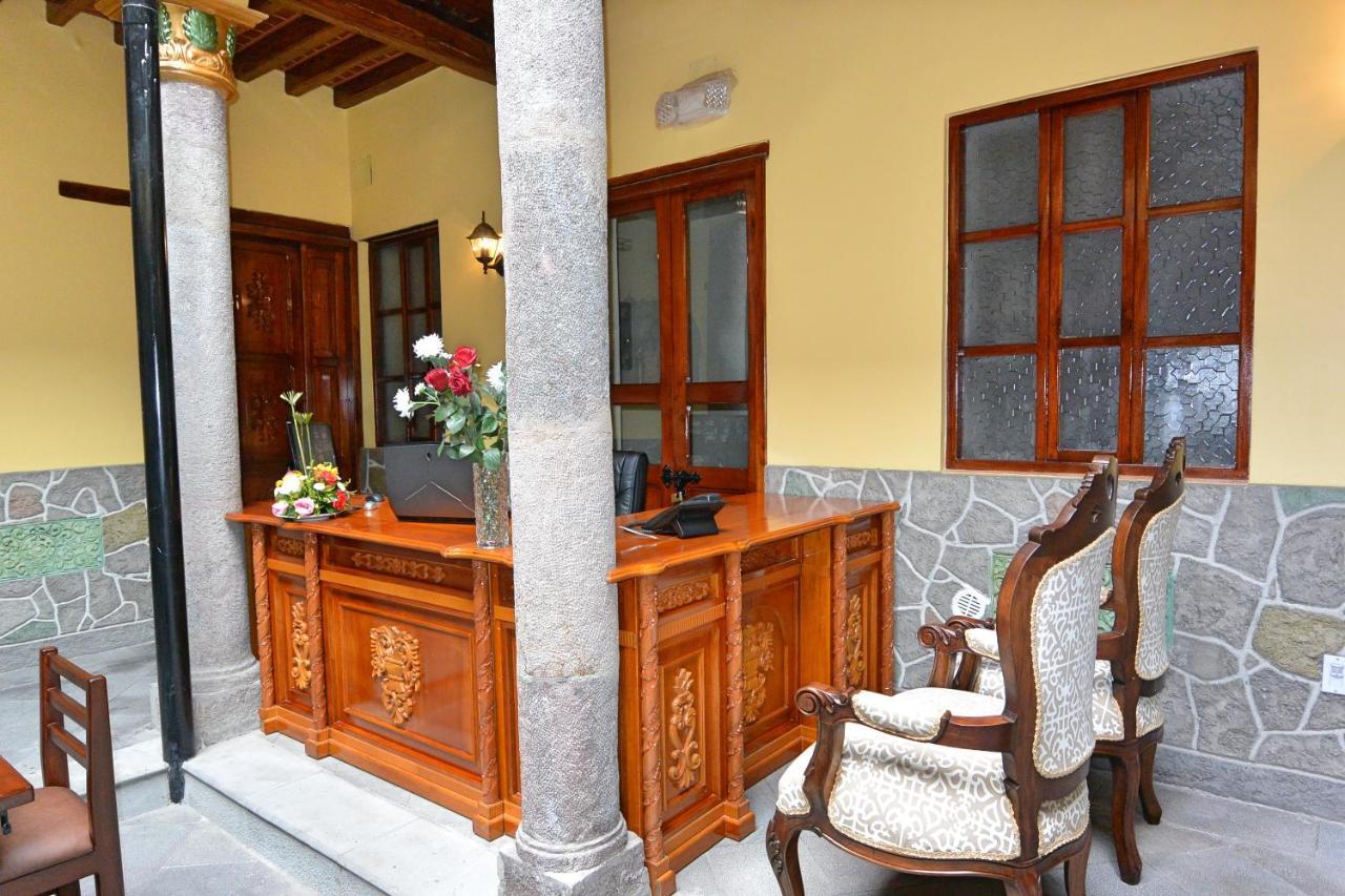 Hotel La Basilica Quito Bagian luar foto