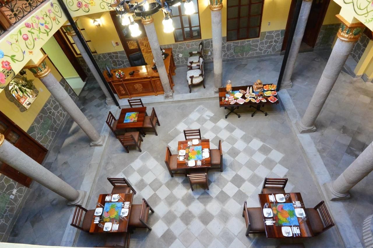 Hotel La Basilica Quito Bagian luar foto