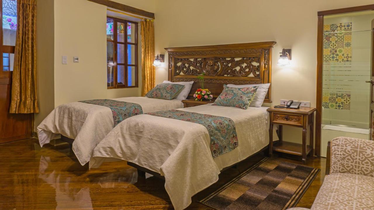 Hotel La Basilica Quito Bagian luar foto